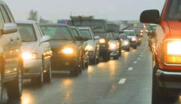 С 25 августа в Беларуси необходимо включать фары на транспортных средствах днем